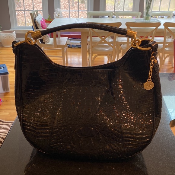Brahmin Black Purse.  Croc-embossed leather shoulder bag - Picture 1 of 16